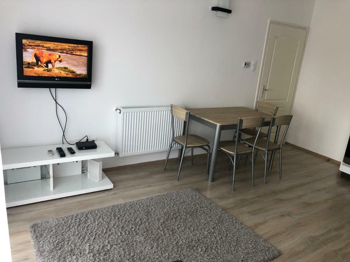 Appartamento Belle Casa 34 Debrecen Esterno foto